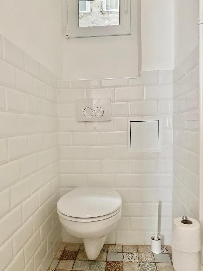 Standard Apartment By Hi5 - 2 Bedroom Suite In The Center Budapeste Exterior foto